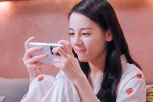 你是我的荣耀：学霸和女明星时常不在一个频道，相处却很甜